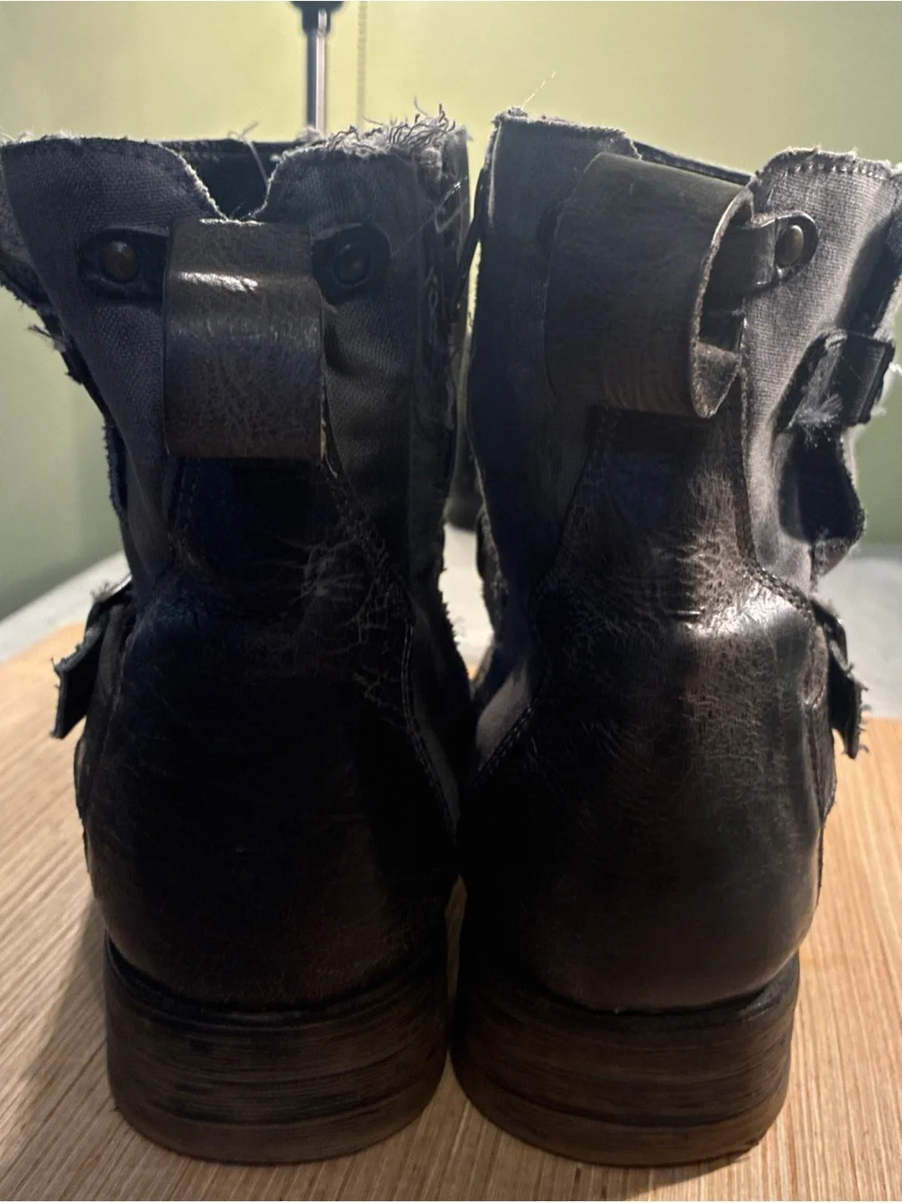 Bed-Stu Men's Black Distressed Leather Ankle Boots - Rugged Strap Design Sz 10
